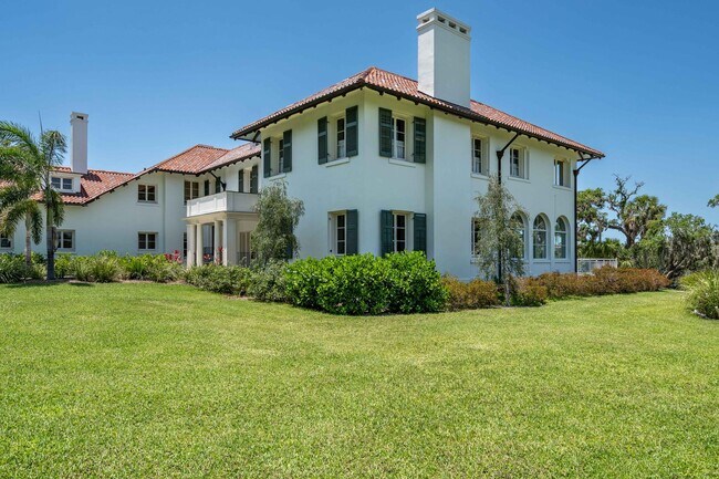 Building Photo - RARELY AVAILABLE!  3BED/2BATH POOL HOME FOR RENT-SARASOTA, FL $2995.00