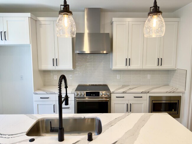 Building Photo - 543 Shockley Aly