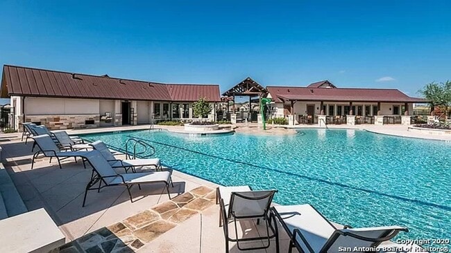 Building Photo - ONE STORY  |  3 BEDROOM  |  2 BATH  |  YARD SERVICE INCLUDED  |  WHISPER FALLS  |  POOL - GYM - P...