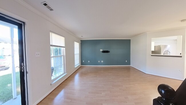 Building Photo - 12576 Mirkwood Ln