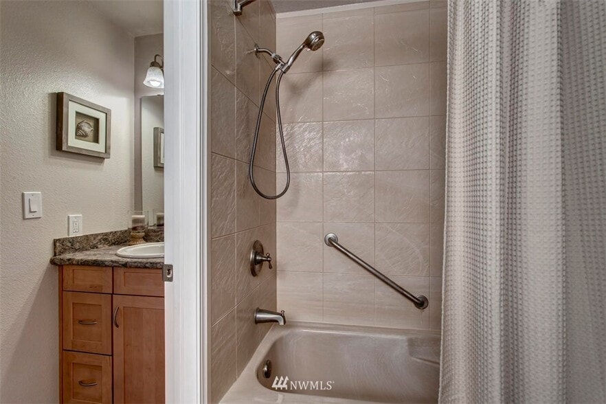 Building Photo - 14306 126th Avenue Northeast