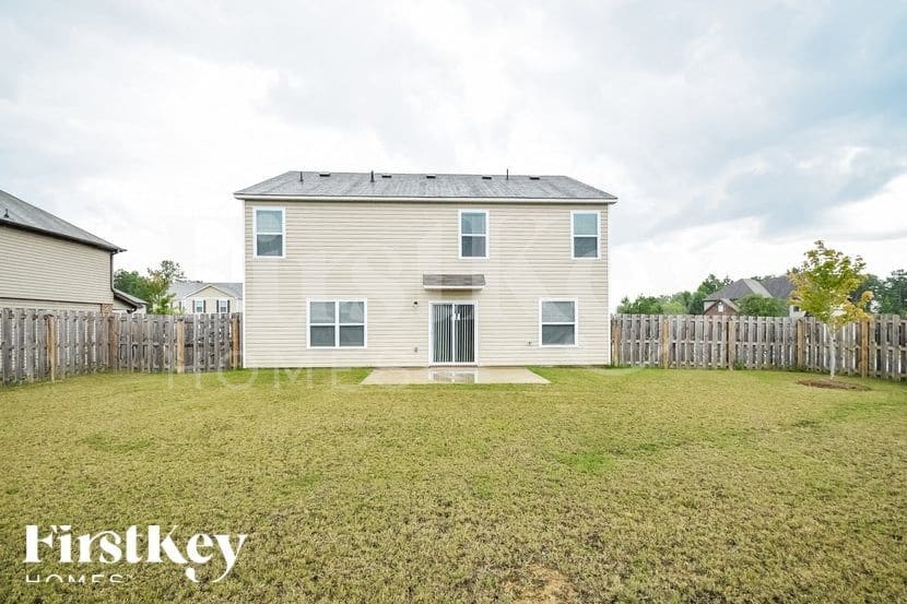 Building Photo - 166 Rosegate Dr