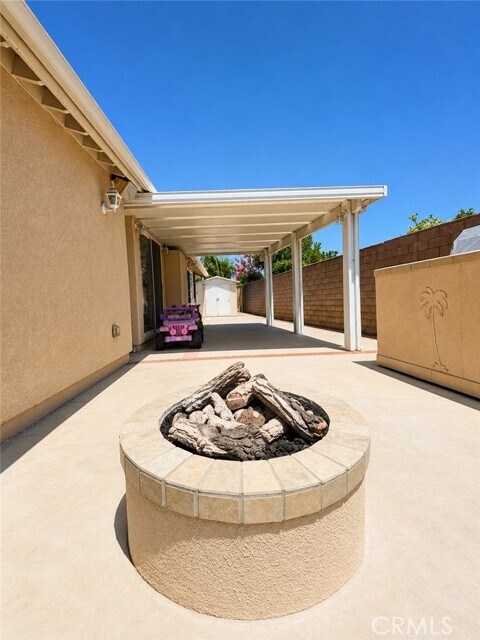 Building Photo - 6132 E Baja Dr
