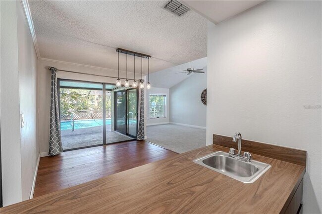 Building Photo - 3968 Orchard Hill Cir