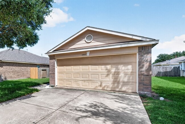 Building Photo - 10907 Barker Gate Ct