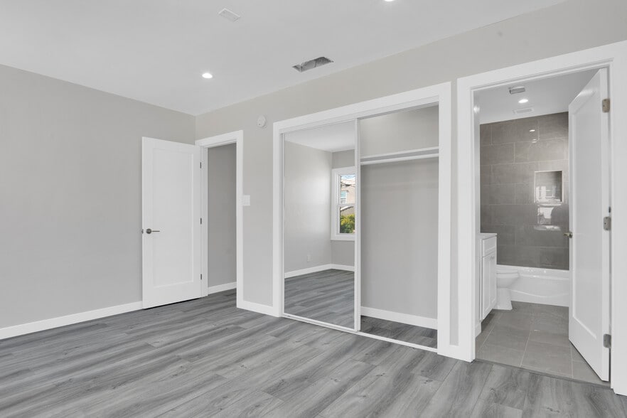 Building Photo - 5973 Guthrie Ave