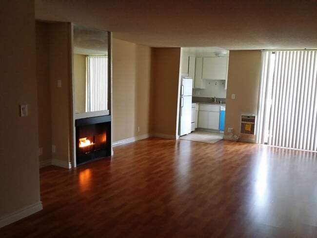 Building Photo - 9618 Exposition Blvd