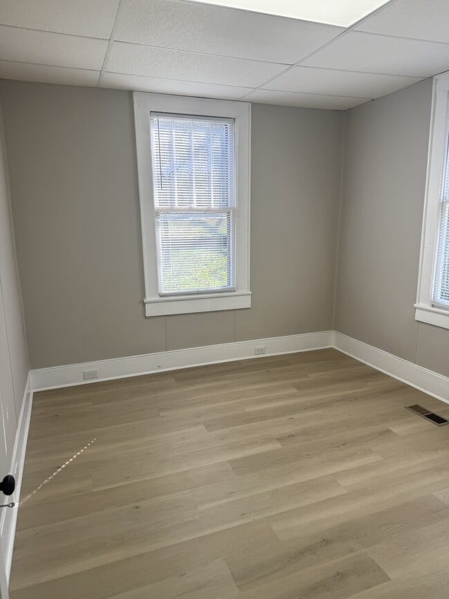 Building Photo - 4303 14th Ave