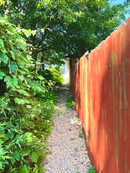 Walkway to parking - 1221 Church St