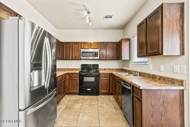 Building Photo - 7237 Jericho Tree Dr
