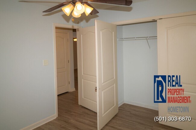 Building Photo - 104 Austin Ln