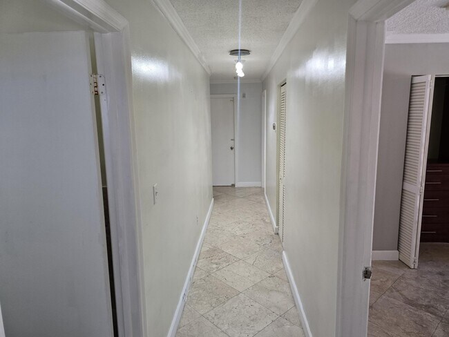 Building Photo - 18110 SW 139th Ct