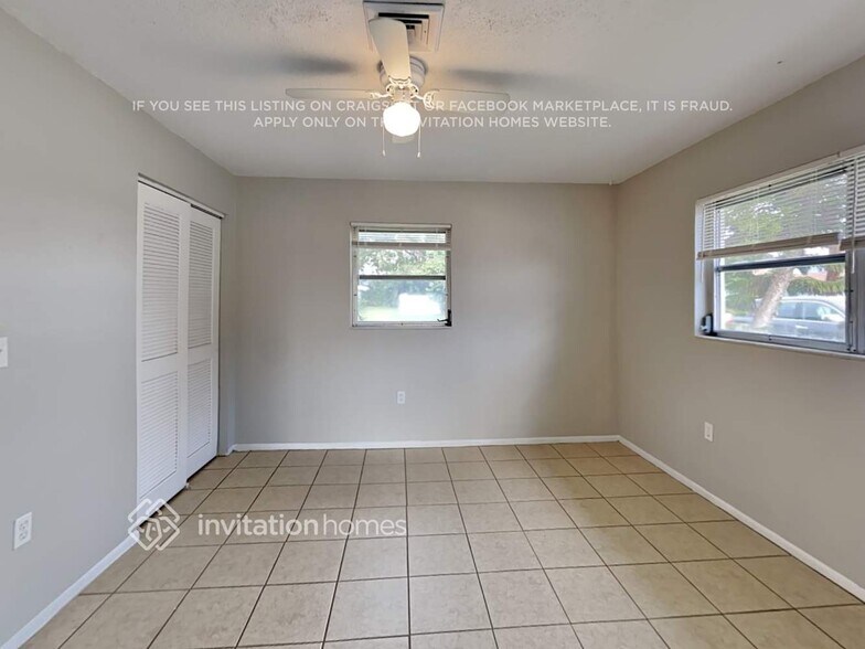 Building Photo - 551 Whippoorwill Dr