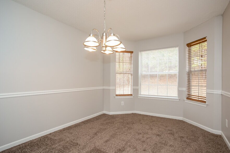 Building Photo - 3154 Lower Creek Dr