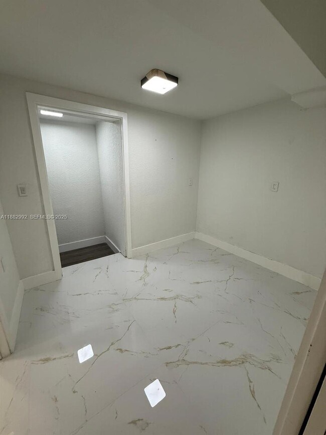 Building Photo - 10460 SW 26th Terrace