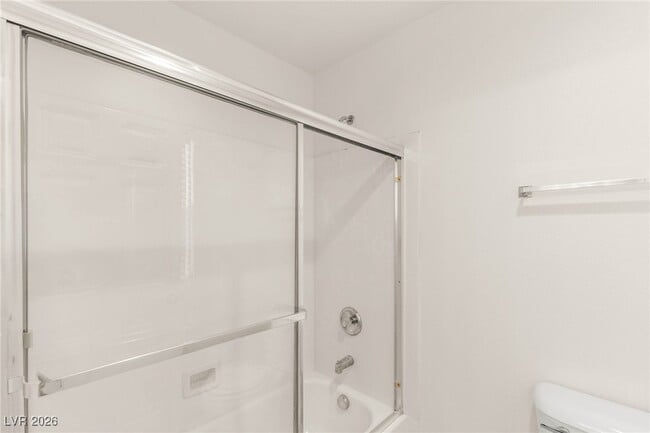 Building Photo - 6247 Sugartree Ave