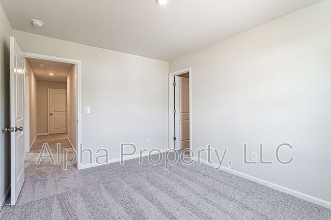 Building Photo - 4107 Garrison Ln