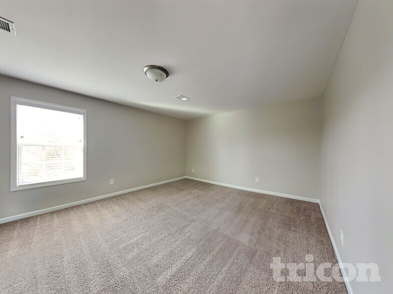 Building Photo - 925 Beverly Ct