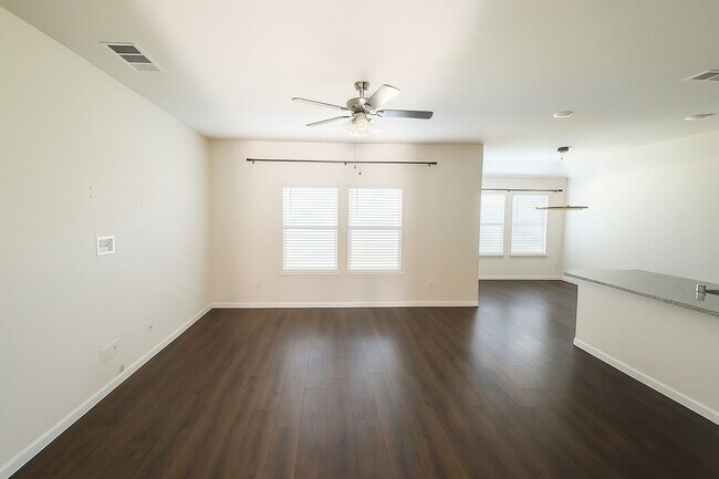 Building Photo - Beautiful 3-Bedroom Modern Home with Cover...