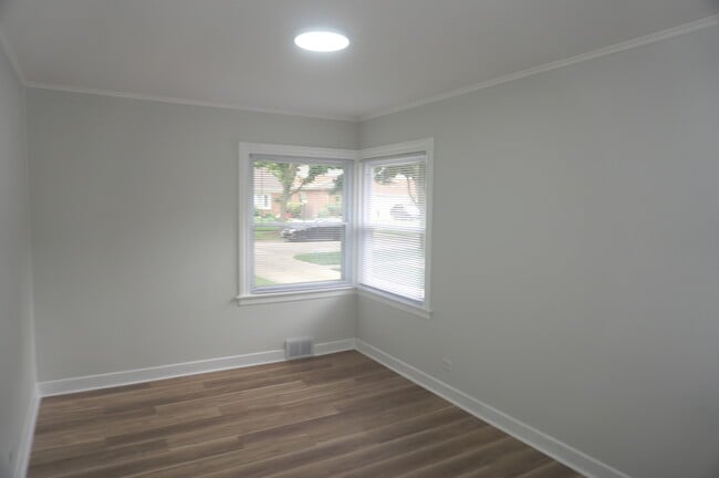 Building Photo - 416 N Redfield Ct