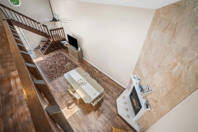 Building Photo - 10 Explorer Rd