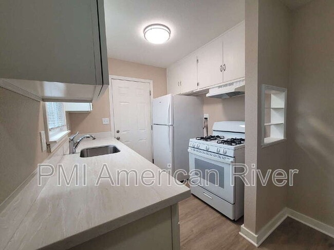 Building Photo - 3932 Jasmine St