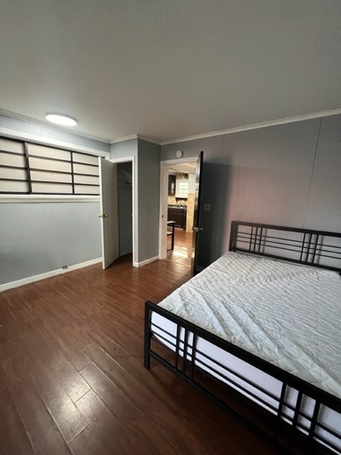 Building Photo - 1112 E Colvin St