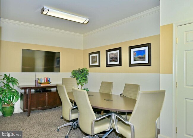 Building Photo - This impeccable 2-bedroom, 2-full bathroom condo is located in the sought-after, super-convenient...