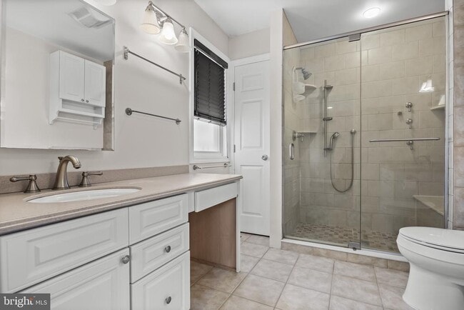Building Photo - 109 Avaleen Pl