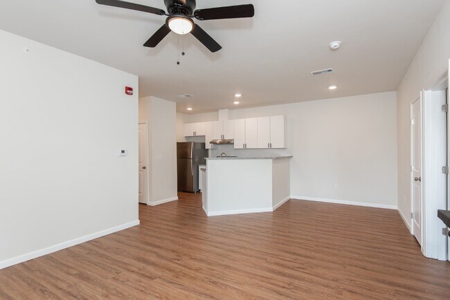 Building Photo - 137 Harmony Mdws Ct