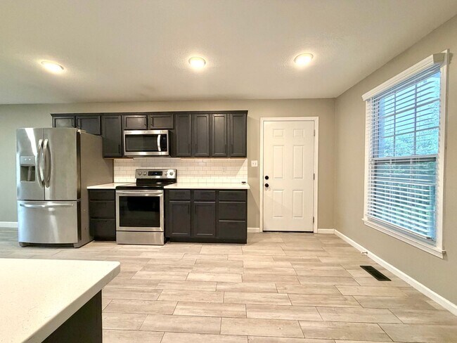 Building Photo - 1909 Needmore Rd