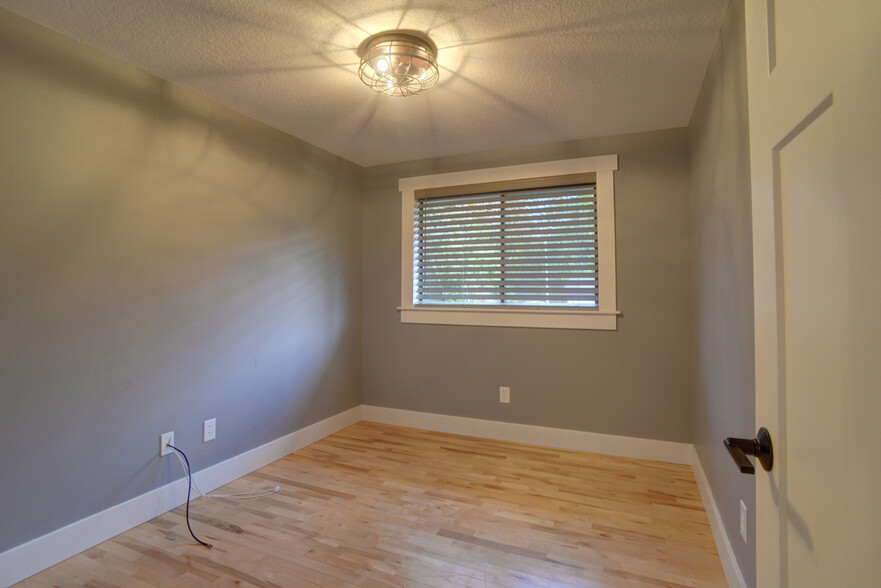 Building Photo - 2406A 188th Pl SE