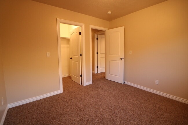 Building Photo - Traverse Mountain Home