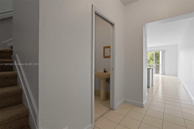 Building Photo - 17640 NW 73rd Ave