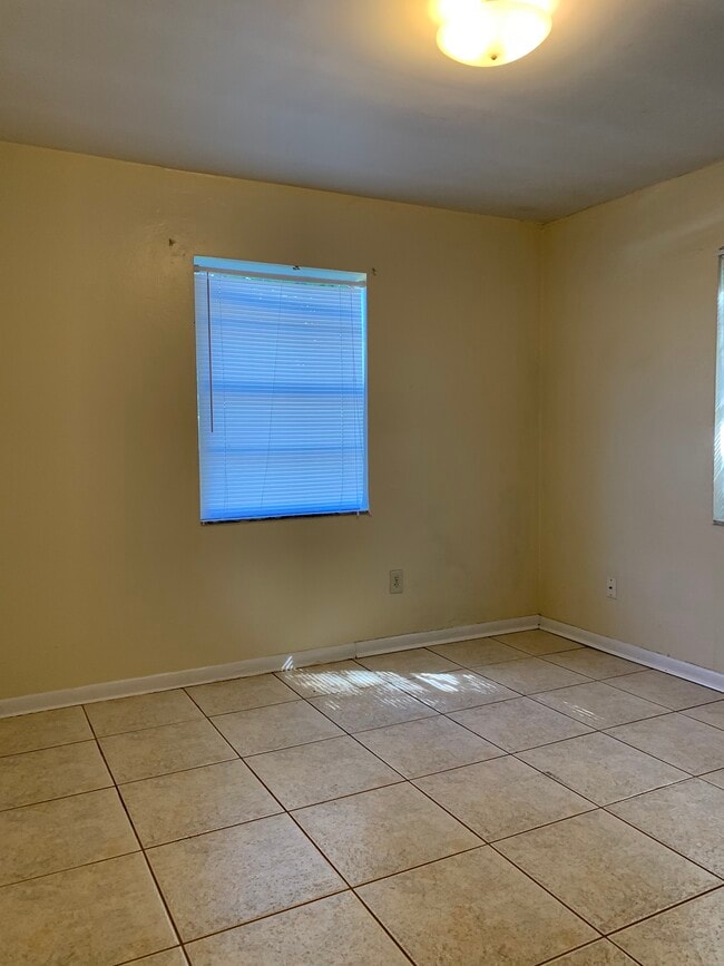 Building Photo - 1539 Faith Ct