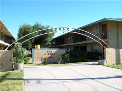 Primary Photo - Las Flores Apartments