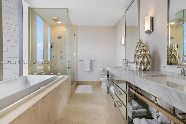 Building Photo - 9701 Collins Ave