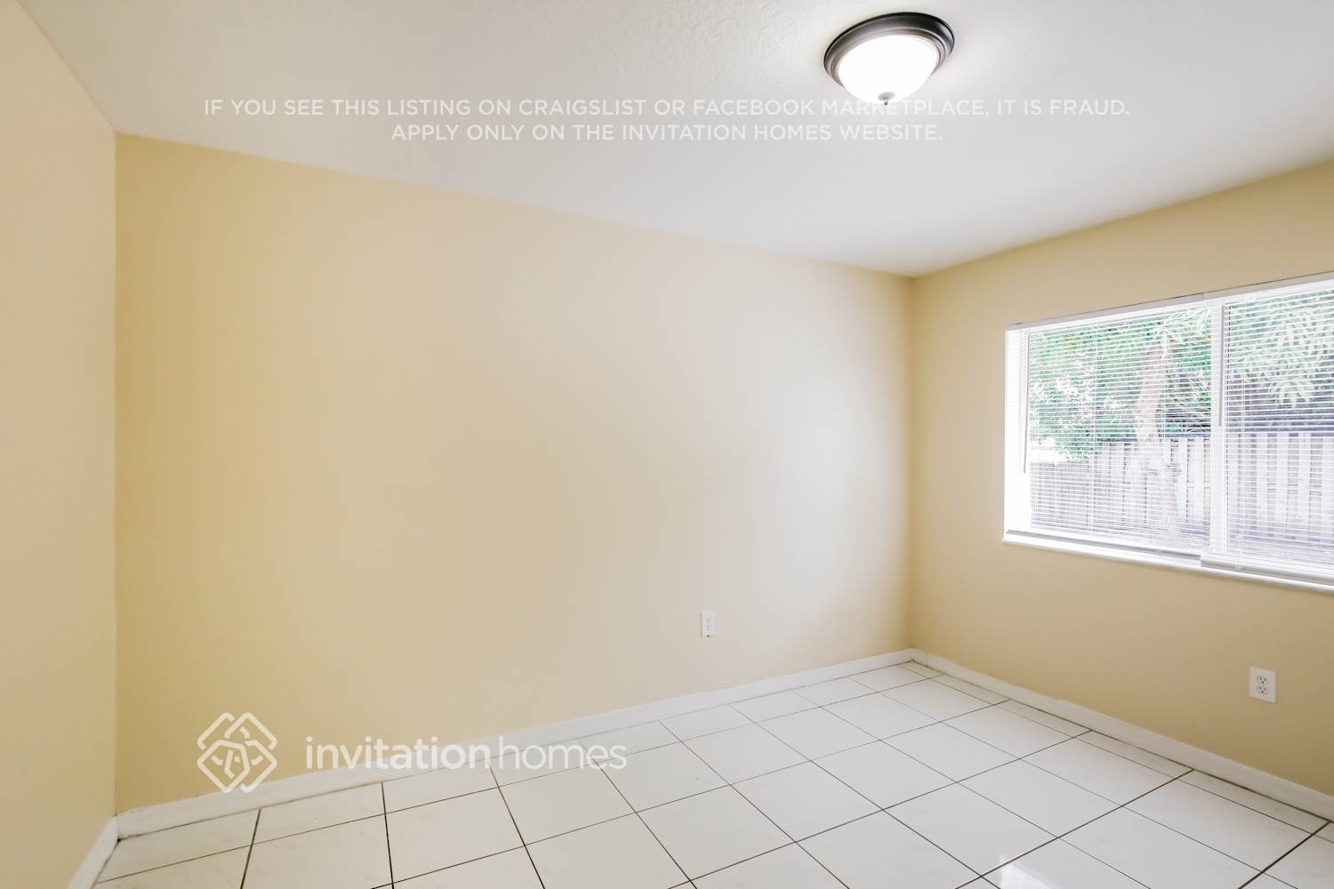 Building Photo - 18001 SW 139th Path