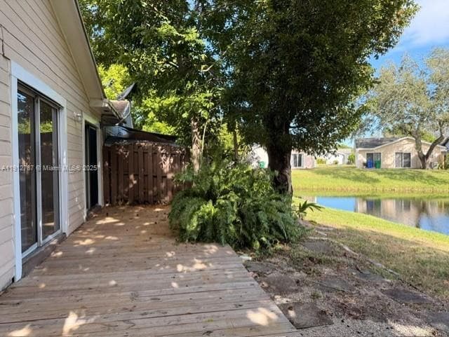 Building Photo - 3321 Ivy Way