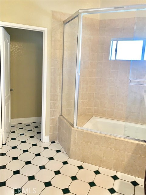 Building Photo - 15686 Altamira Dr