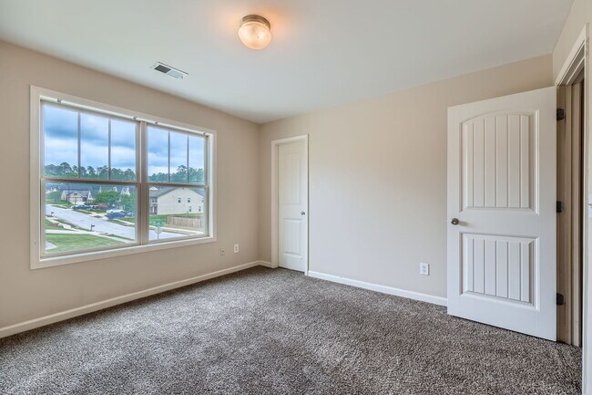 Building Photo - 1071 Mcduffie Cir