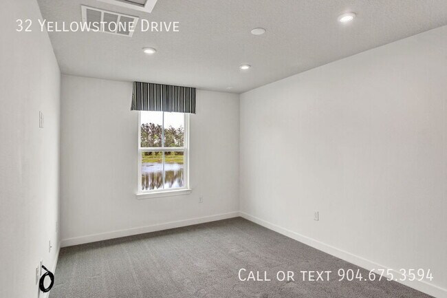 Building Photo - 32 Yellowstone Dr