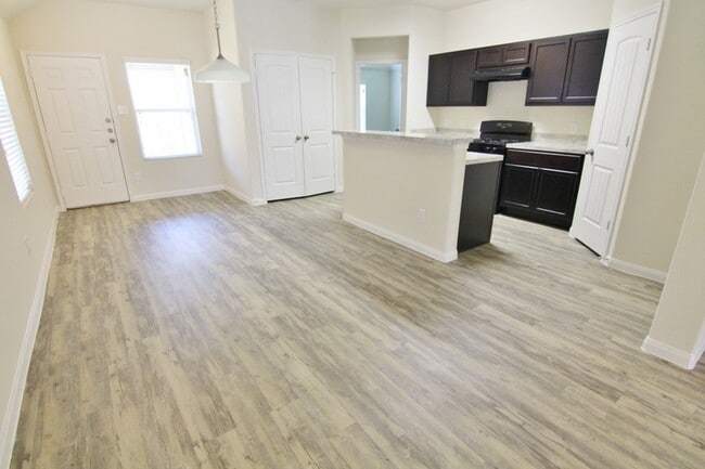 Building Photo - 13150 Ingram Gap Ln