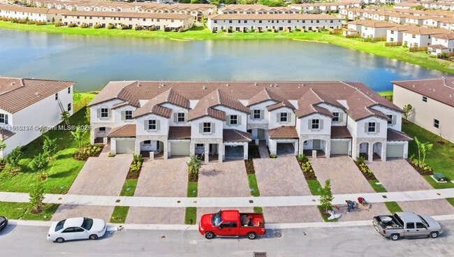 Building Photo - 12900 NW 22nd Pl