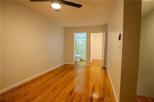 Building Photo - 420 Woodward Rd