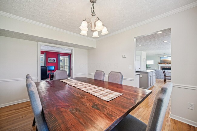 Building Photo - 2230 Seton Dr