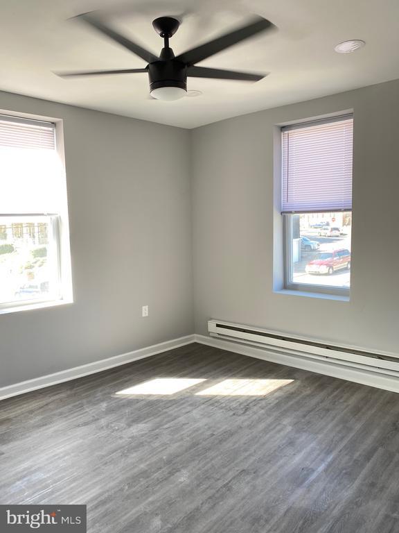 Building Photo - 6001 N 17th St