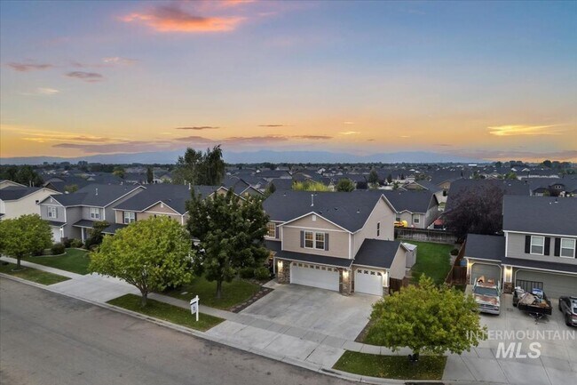 Building Photo - 4712 S Glenmere Way