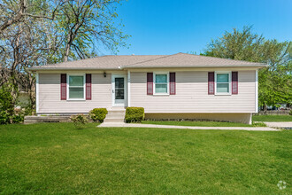 Building Photo - 3 Bedroom Home in Kansas City