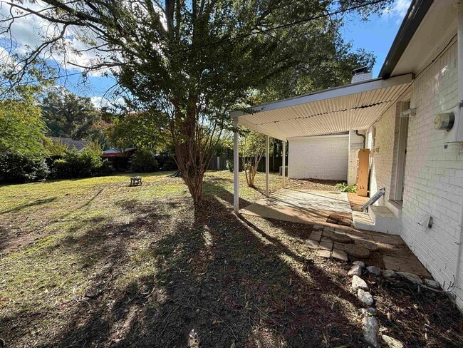 Building Photo - 5701 Baird Dr